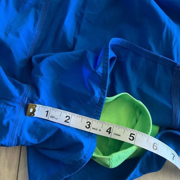 Fabletics women’s shorts size L - Picture 5 of 8